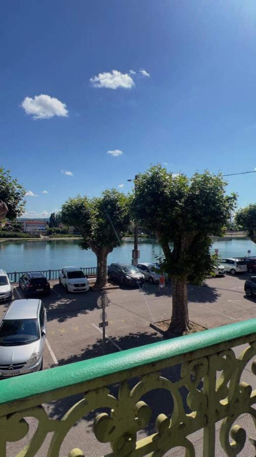 Appartement Prive « Rive Droite » Serrieres  ภายนอก รูปภาพ